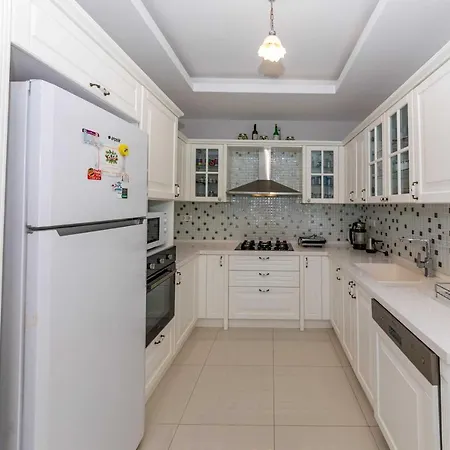 Gunes Icmeler Shared Pool Villa *